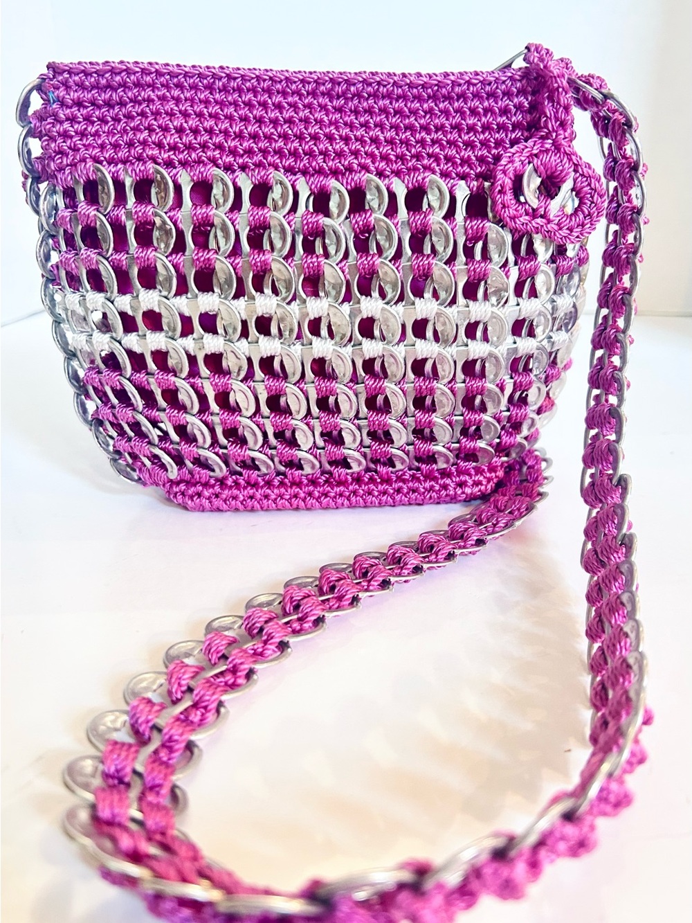 Vintage Upcycled Pop Tab Crossbody Bag – Y2K Magenta Pink Soda Tab Purse